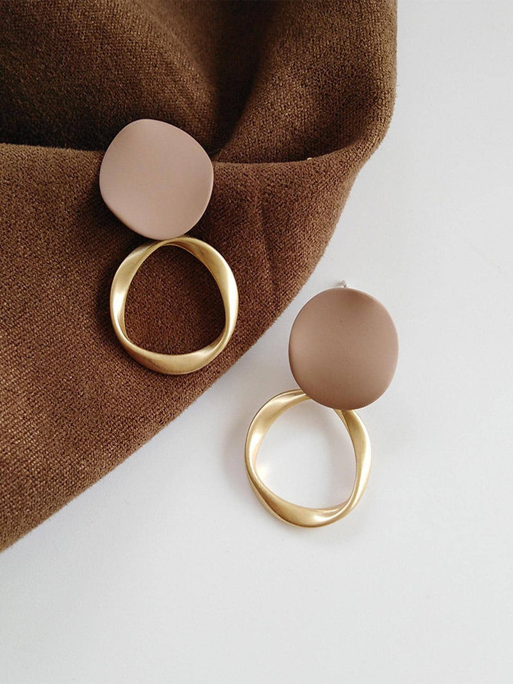 Colore:Castano