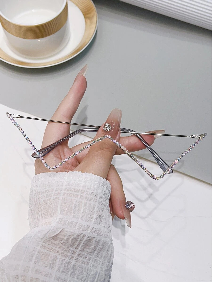1688360921a05bae3090943f7d2bcdc2cfbbb6d956_thumbnail_900x.webp