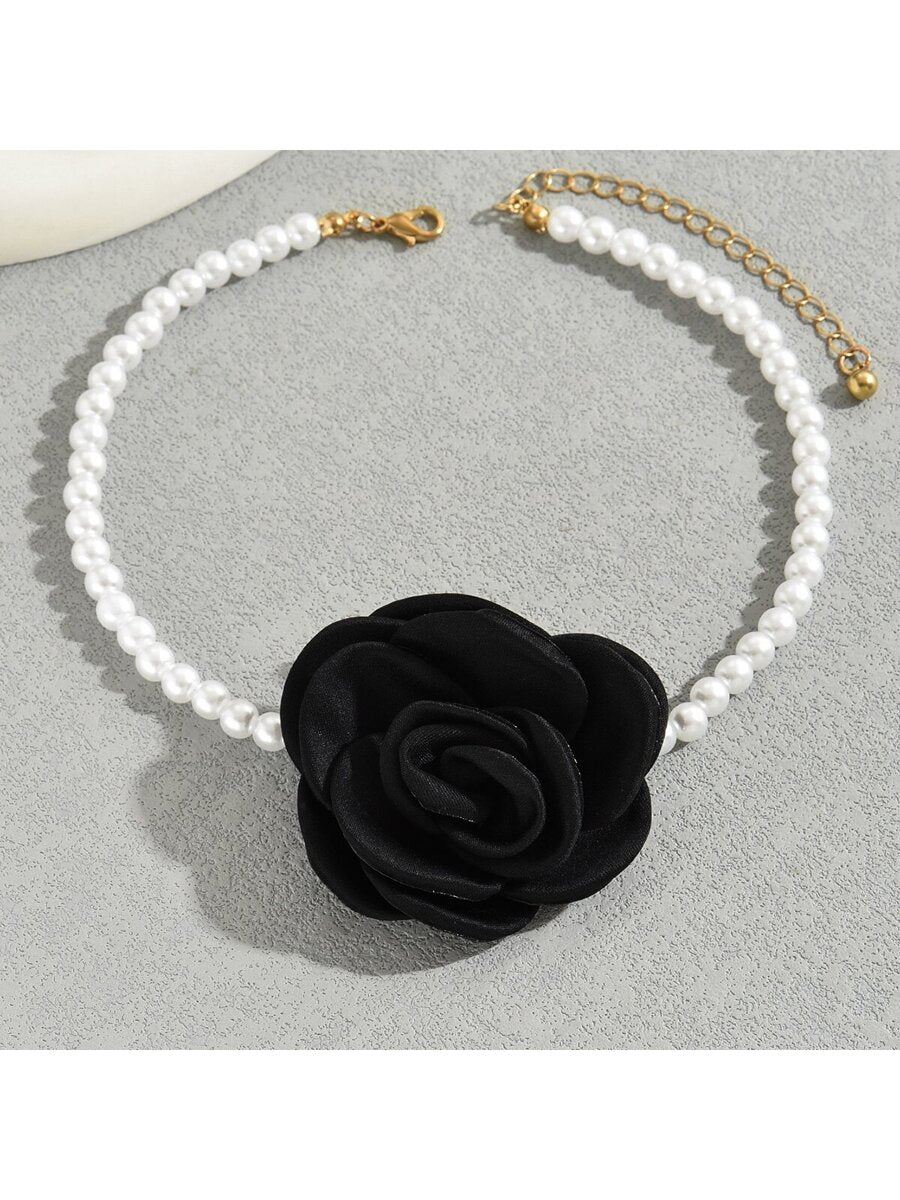 Colore:Bianco e nero