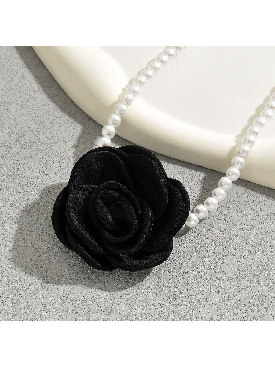 Colore:Bianco e nero
