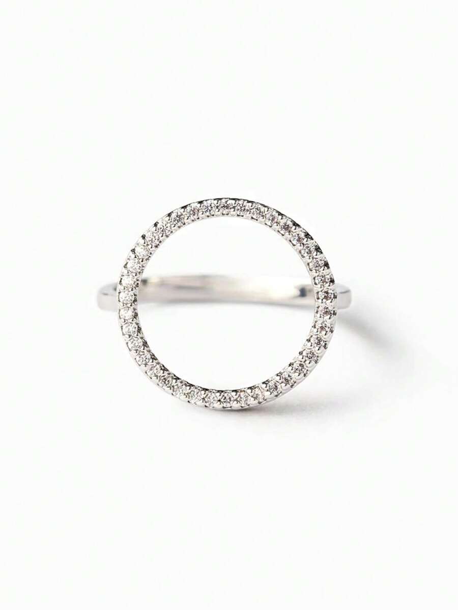 Tipo di stile:Anello circolare con diamanti pieni