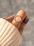 Tipo di stile:Anello circolare con diamanti pieni