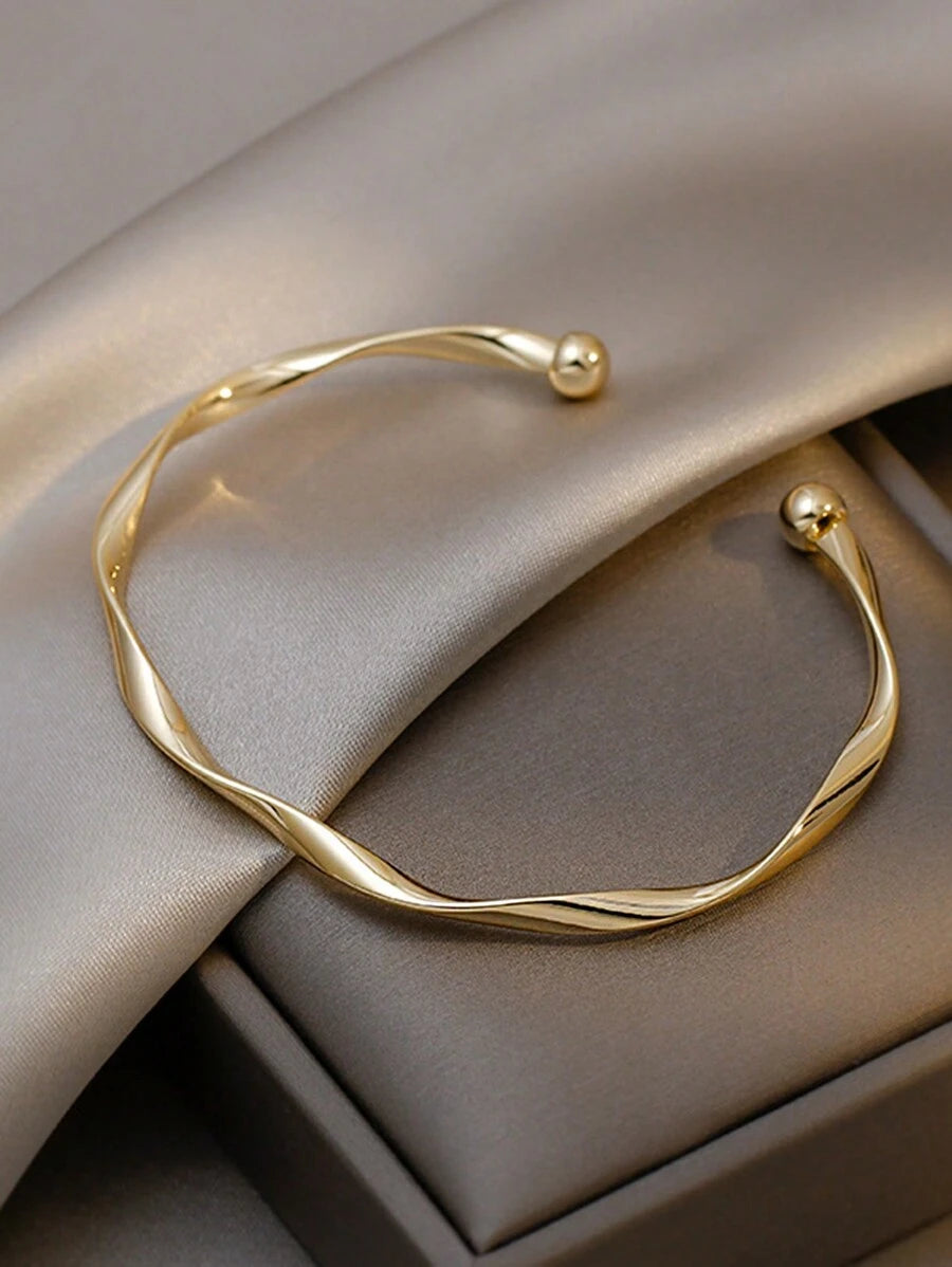 Colore:Oro giallo