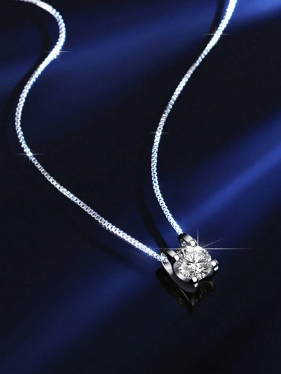 Tipo di stile:Collana con pendente in moissanite