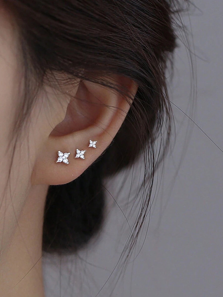 Tipo di stile:Set di sei orecchini in argento con quadrifoglio