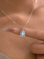 Tipo di stile:Collana con opale ovale e perle a cerchio completo
