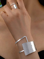 Colore:Argento