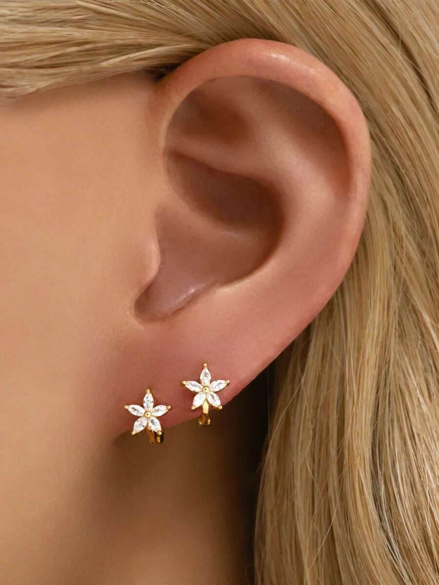 Tipo di stile:Orecchini a forma di fiore a cinque foglie