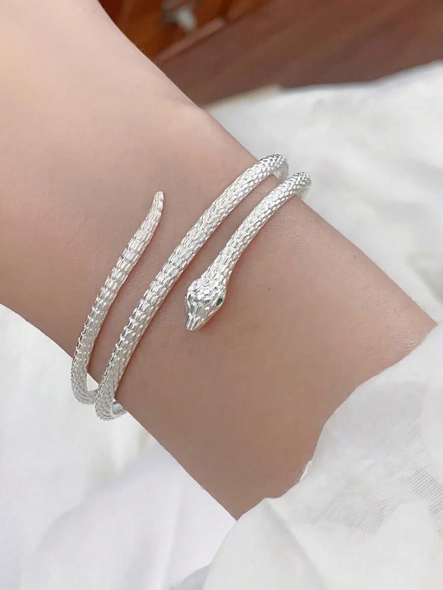 Tipo di stile:Bracciale serpente a tre strati