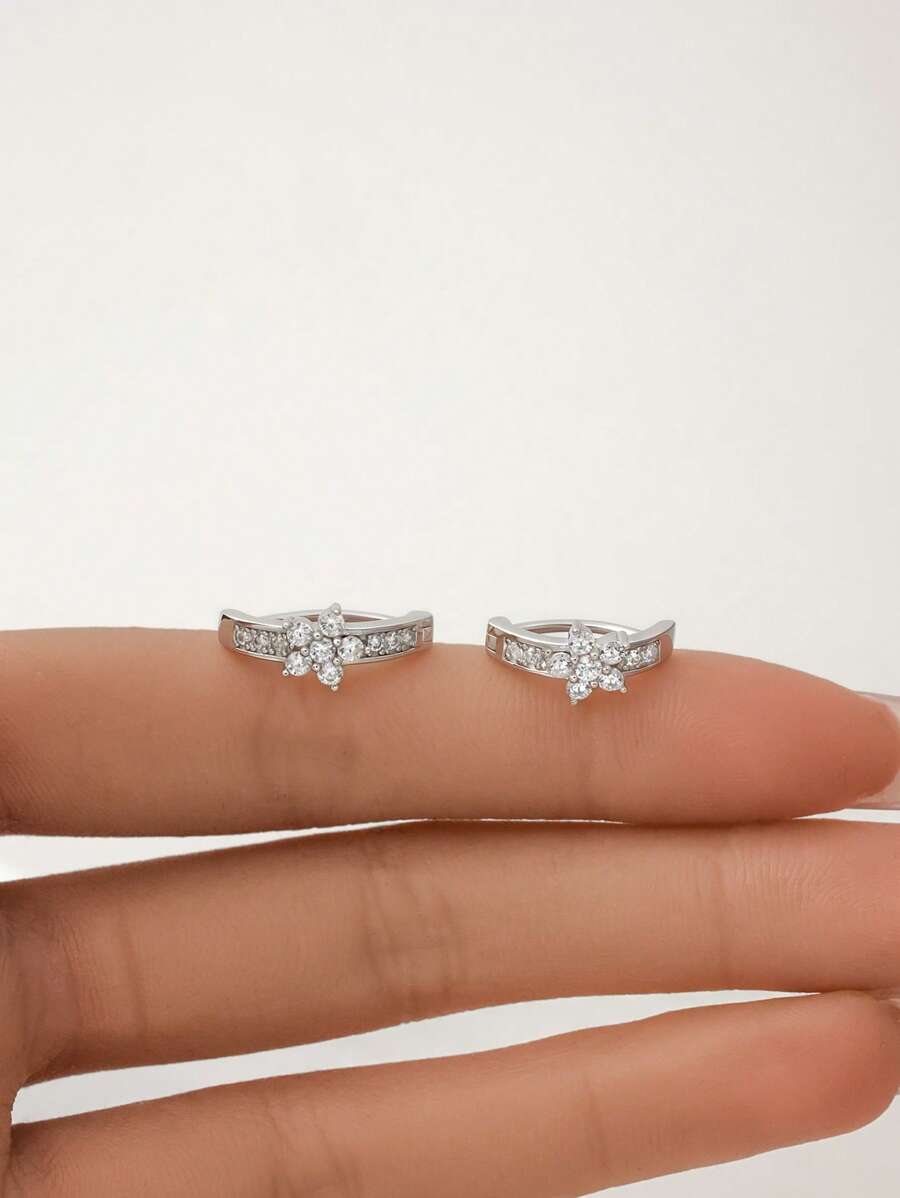 Tipo di stile:Anello per ombelico con zirconi a forma di fiore