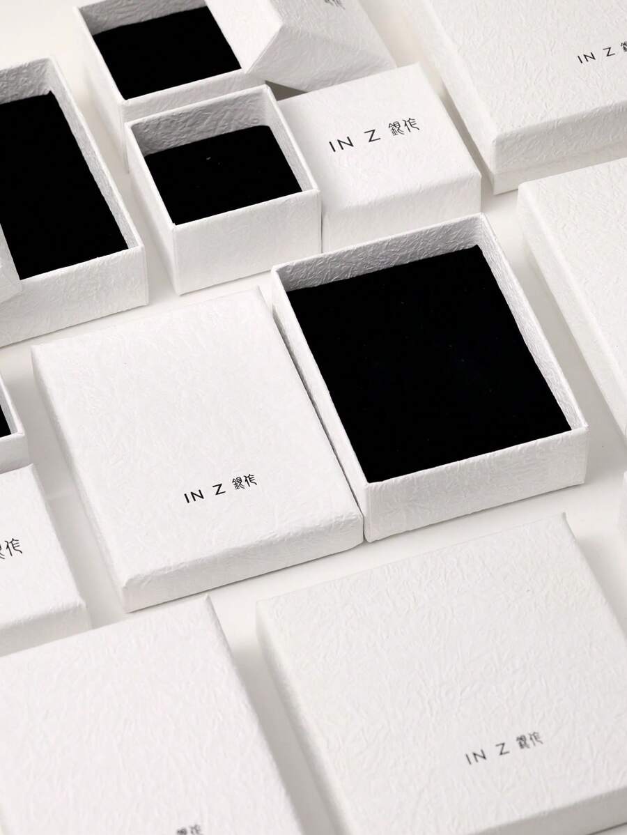 1744612622e27f9bf46e491f8026731cfd05f5c396_thumbnail_900x.webp