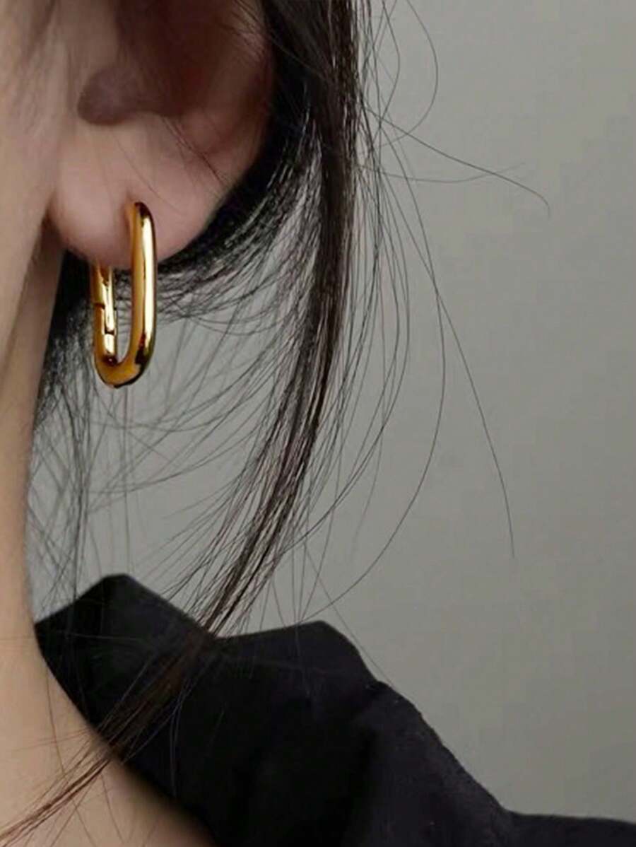 Colore:Orecchini a forma di U in oro