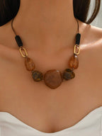 Colore:Marrone