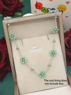 Colore:Collana con petalo d'argento