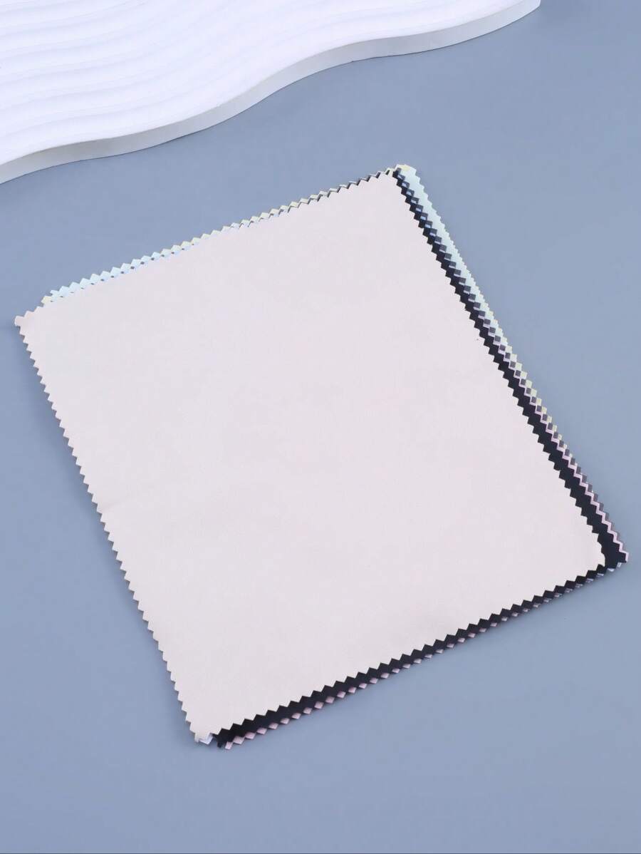 1748414217f05d49591ac98ac067b0017cd2883036_thumbnail_900x.webp