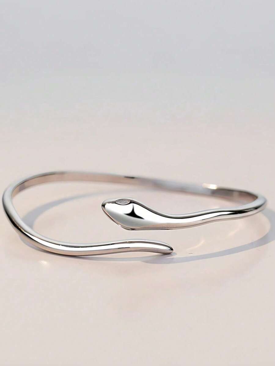 Tipo di stile:Bracciale a serpente liscio