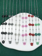 Colore:Collana con petalo d'argento