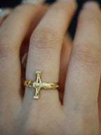 Tipo di stile:Anello a croce