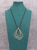 Colore:Colore misto giallo oro argento bianco
