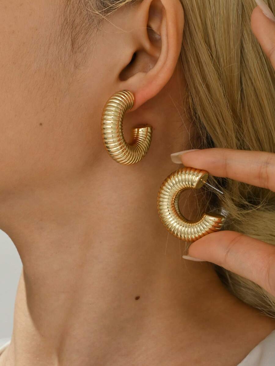 Colore:Set di orecchini in oro
