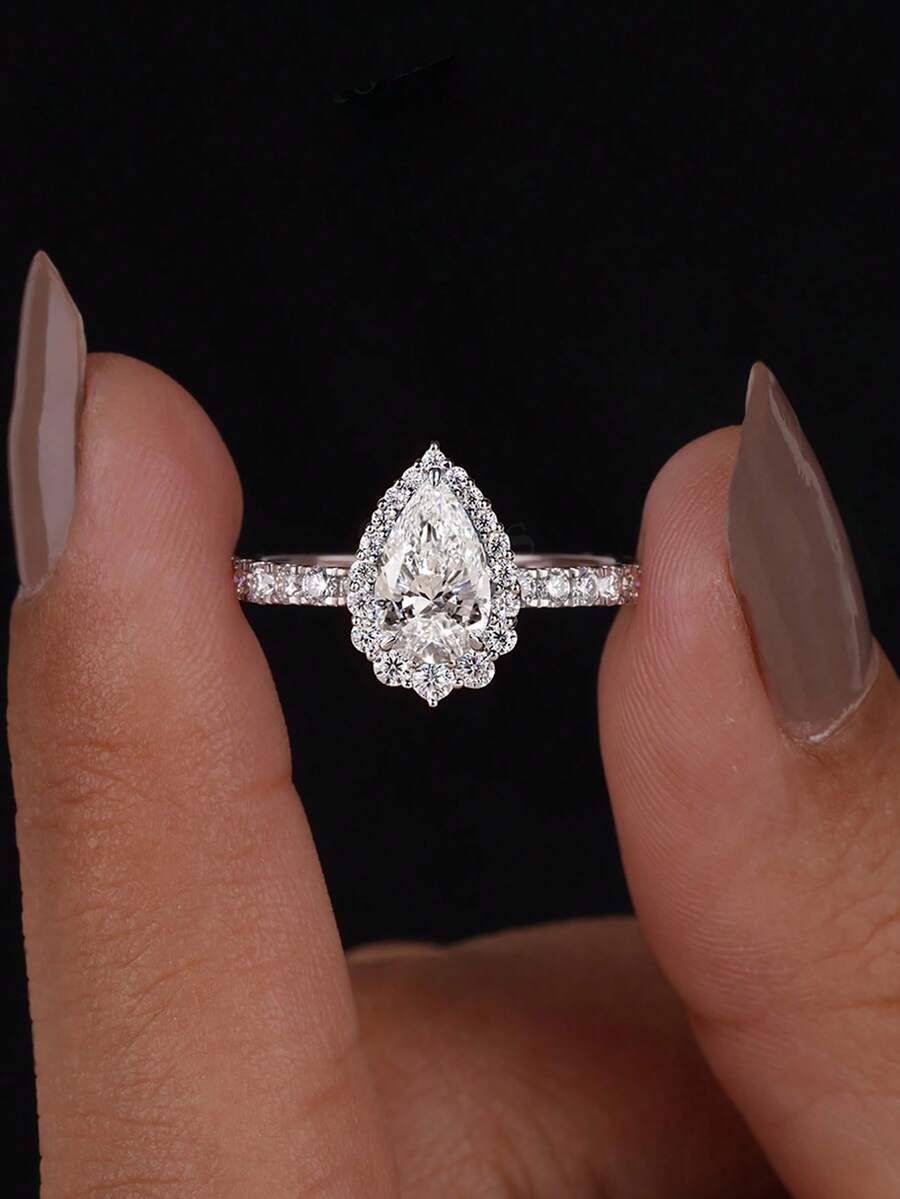 Tipo di stile:Anello con diamante a goccia