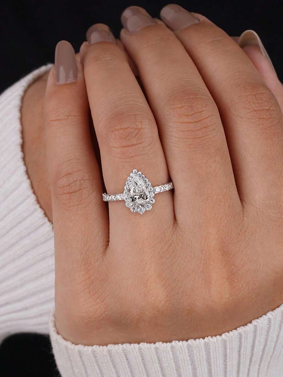 Tipo di stile:Anello con diamante a goccia