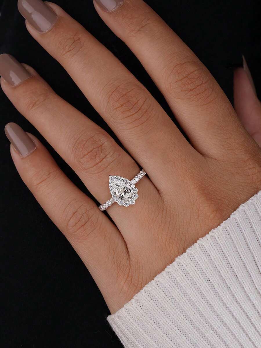 Tipo di stile:Anello con diamante a goccia