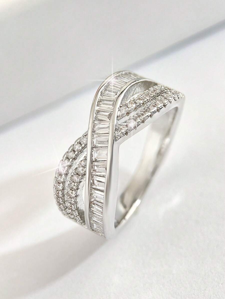 Tipo di stile:Anello di lusso con luce a croce