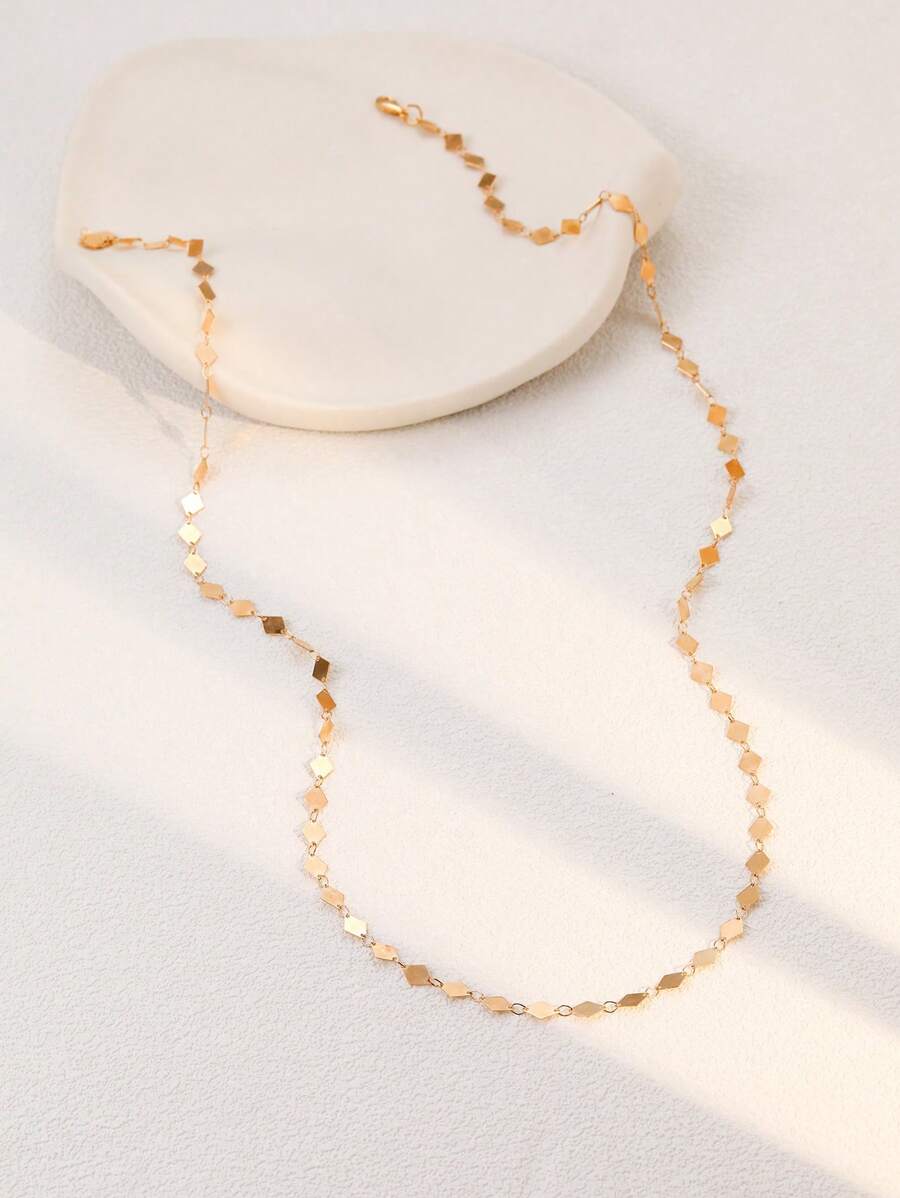 Colore:Catena a forma di Y con diamanti