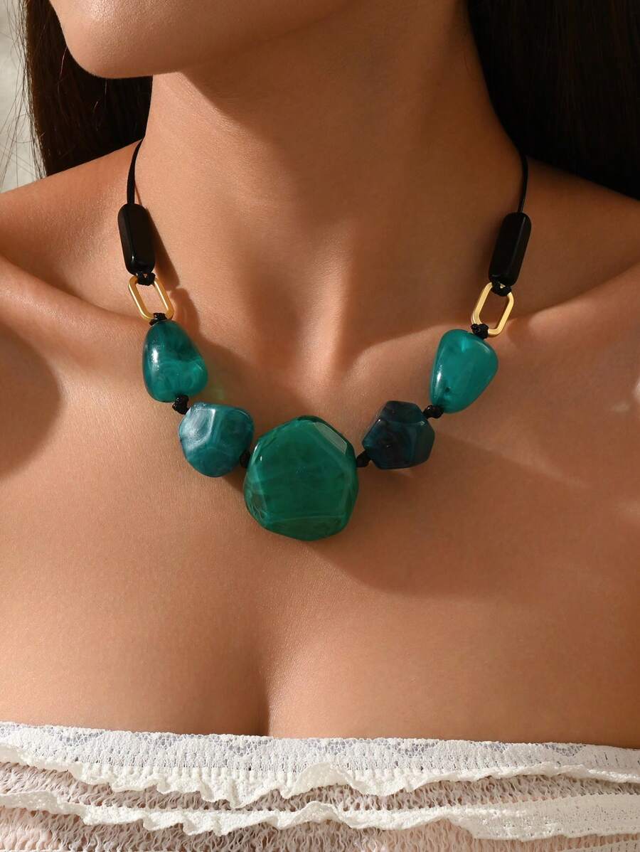 Colore:Verde scuro