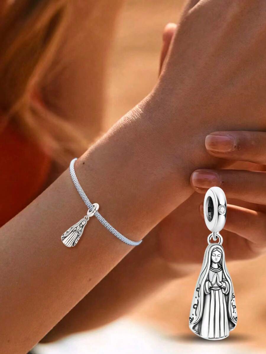 Tipo di stile:Nostra Signora