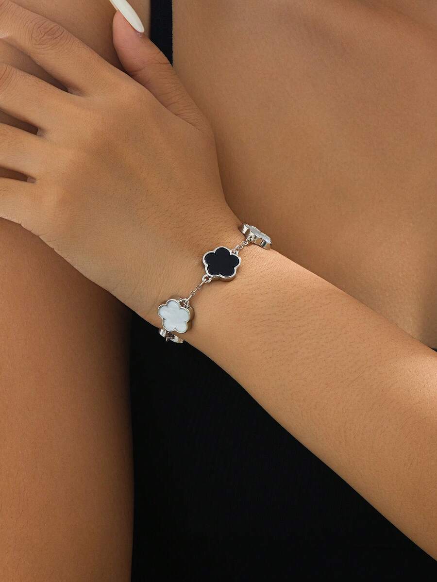 Colore:Bianco e nero