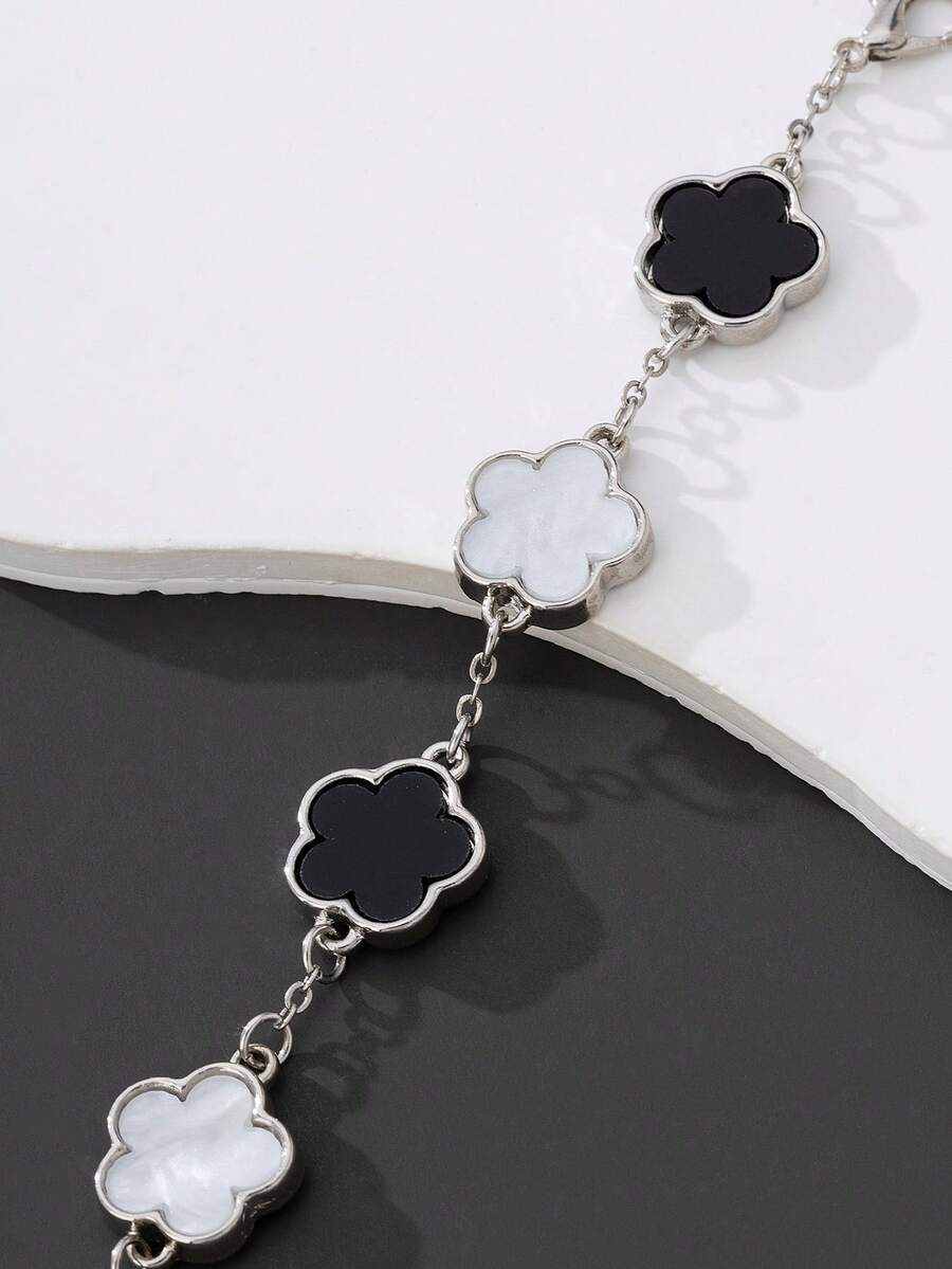 Colore:Bianco e nero