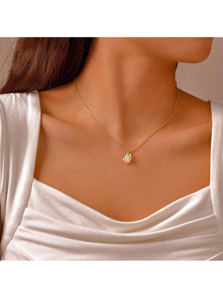Colore:Collana di diamanti con griffe rotonde