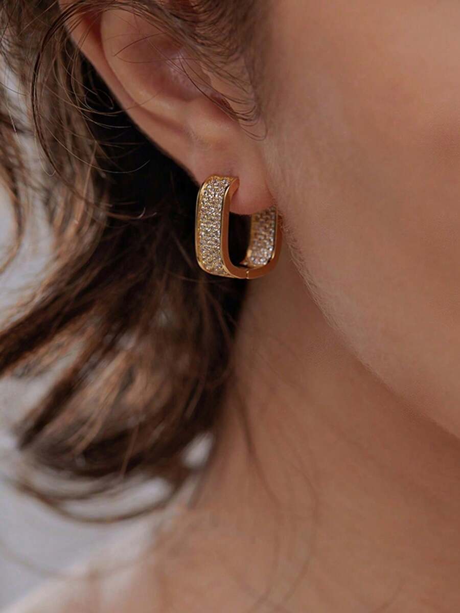 Colore:Orecchini a forma di U in oro con strass