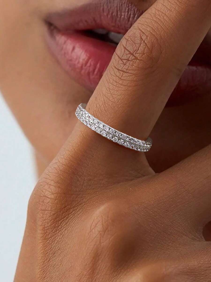 Tipo di stile:Anello di moda con doppia fila di diamanti