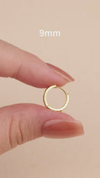 Elerunis 1 coppia di orecchini a cerchio in argento sterling 925 con zirconi cubici da 5mm a 9mm, placcati in oro 18k, ipoallergenici, adatti per il cartilagine, gioielli per l''uso quotidiano delle donne